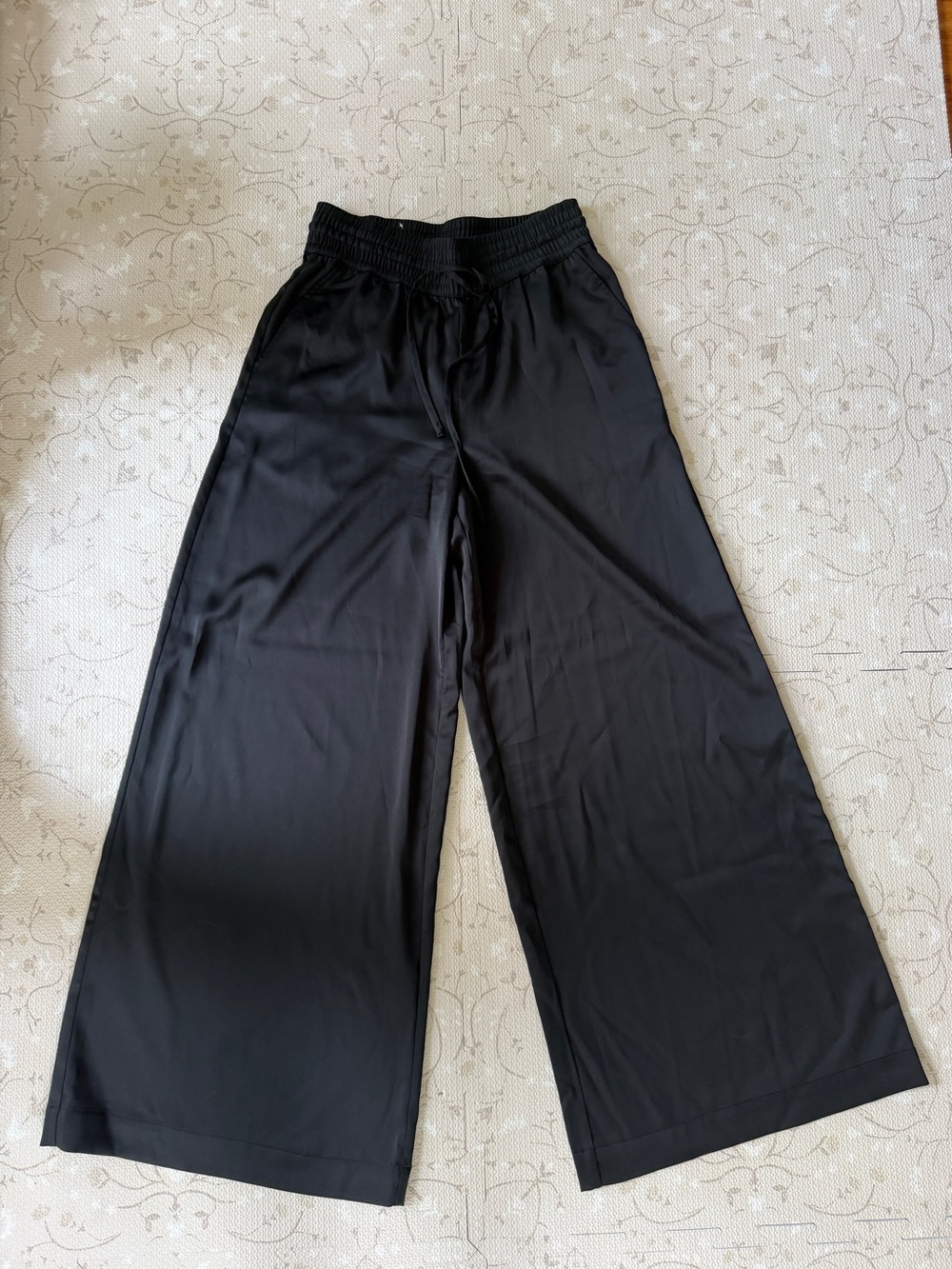 Who What Wear black satin super wide leg pants - XS